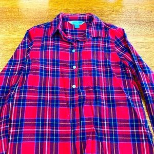 Old Navy women’s small red plaid flannel button down shirt.